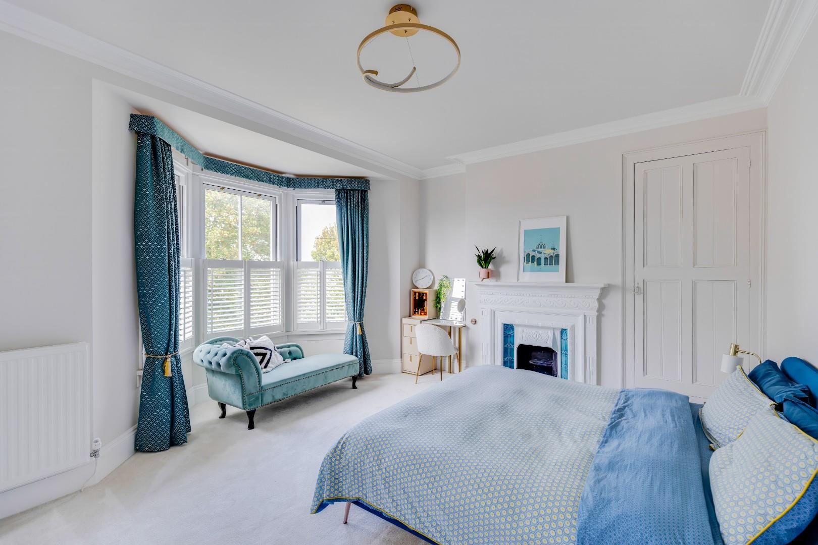 90 Stanwell Road, Penarth, CF64 3LP